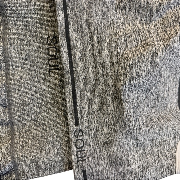 Gray and Black Athletic Set Soul Cycle Athletic Wear new - Picture 10 of 12